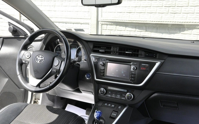 Toyota Auris cena 54900 przebieg: 102000, rok produkcji 2014 z Szczuczyn małe 781